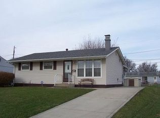 206 Fieldpoint Rd, Heath, OH 43056