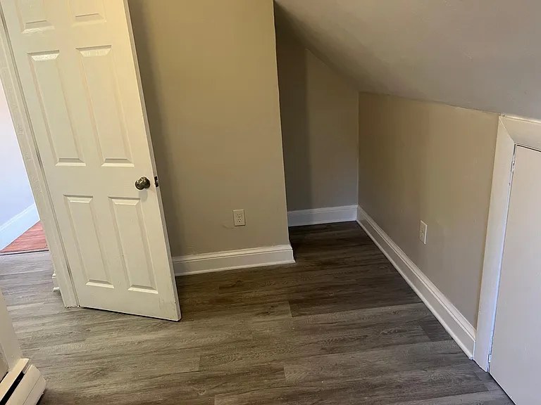 2089 Centre St #3 — Photo 10