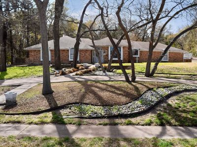 266 N Creekwood Dr, Lancaster, TX, 75146
