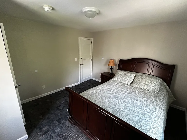 31 Maple Ave — Photo 35