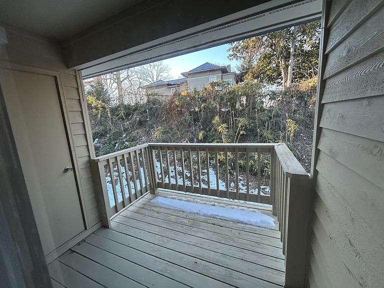 Princeton Circle West Apartments — Photo 41