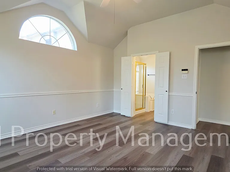3305 Woodbluff Ln — Photo 16