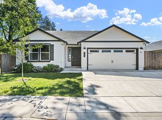 785 S 53rd Pl, Springfield, OR 97478
