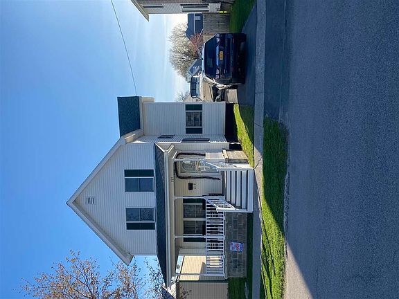 2nd image of 721 Hamilton St