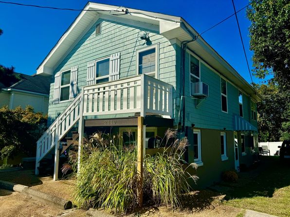 2110 Pretty Lake Ave APT 2