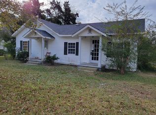 611 Broad Creek Loop Rd #B, Newport, NC 28570