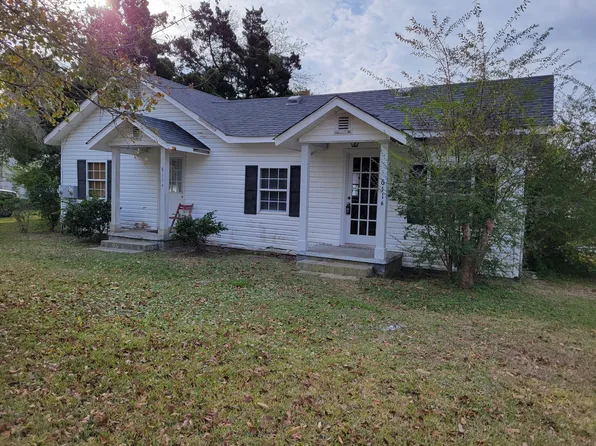 611 Broad Creek Loop Rd #B, Newport, NC 28570