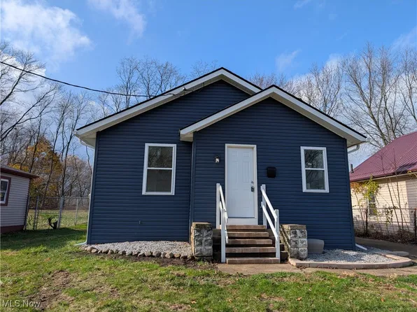841 11th St SE, Massillon, OH 44646