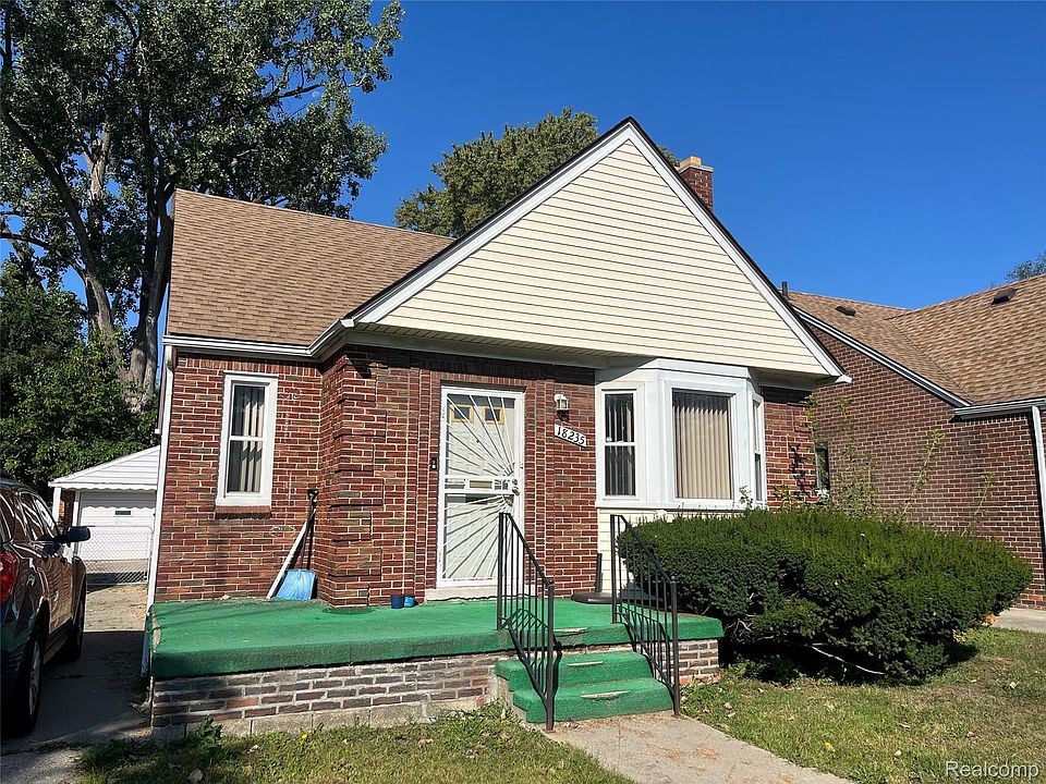 1st image of 18235 Tracey St
