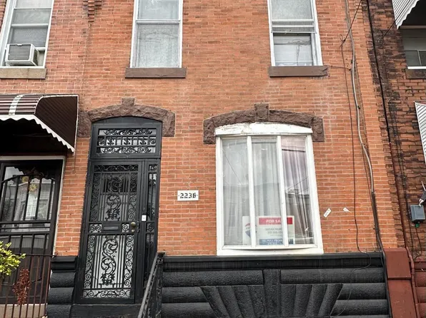 2236 Moore St, Philadelphia, PA 19145