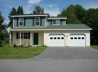 7 Big Bay Rd, Queensbury, NY 12804