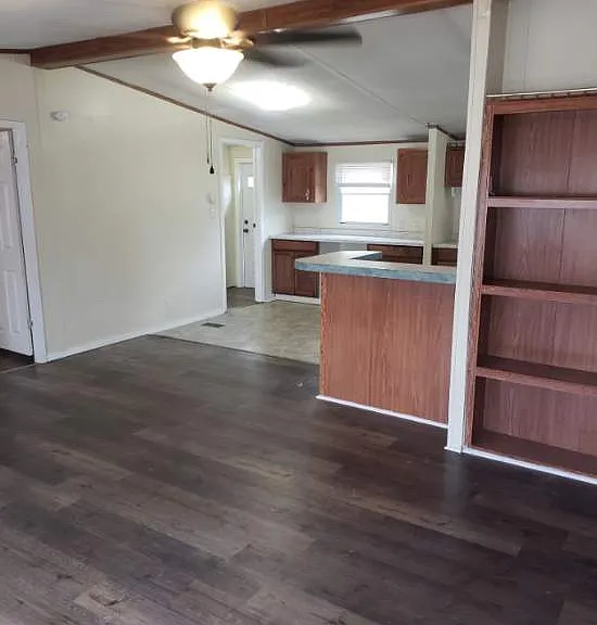 128 Loma Linda Ln — Photo 9