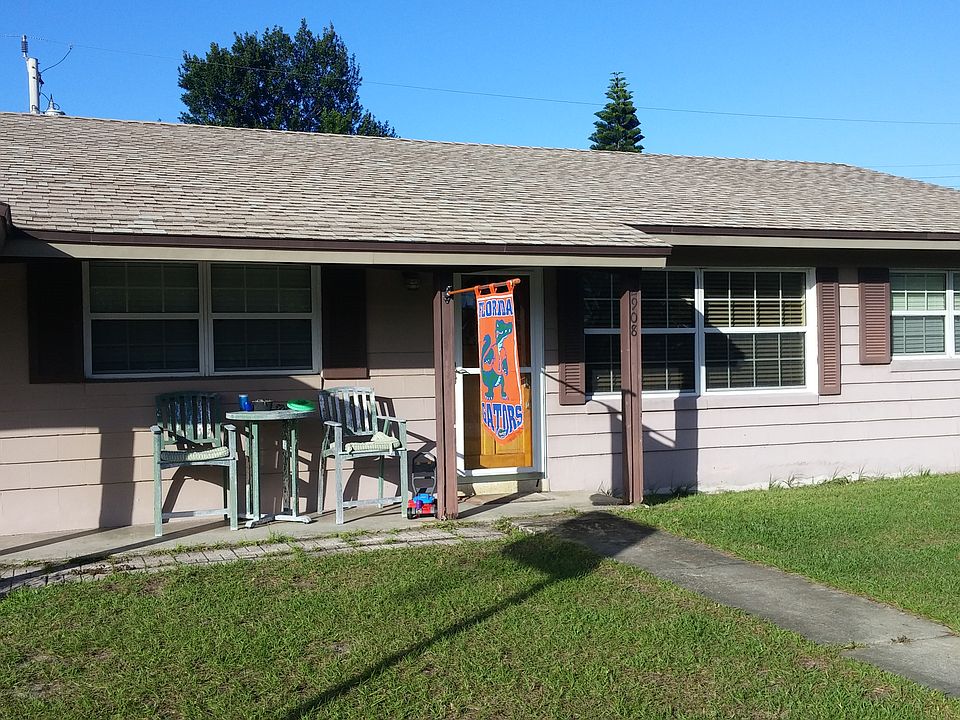 1st image of 2908 Conway Dr