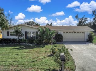 825 Golfside Ln, Sebring, FL 33870