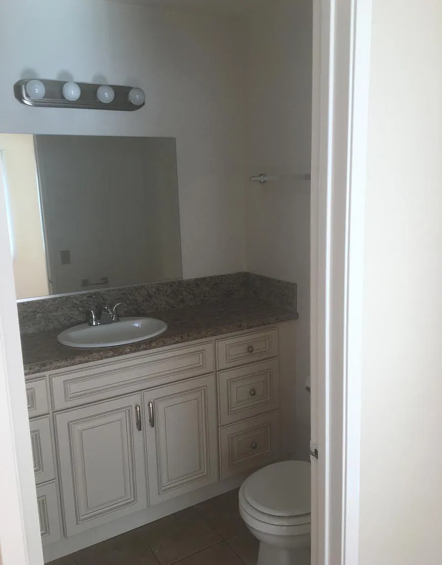 1046 Thompson Avenue — Photo 1