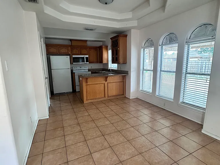 902 S Palm Dr #2 — Photo 1