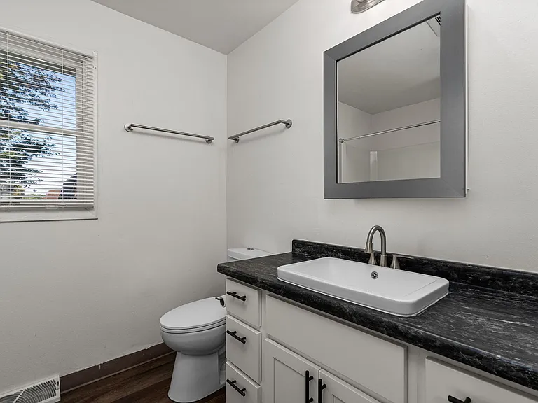 Prairie Grove Townhomes — Photo 6