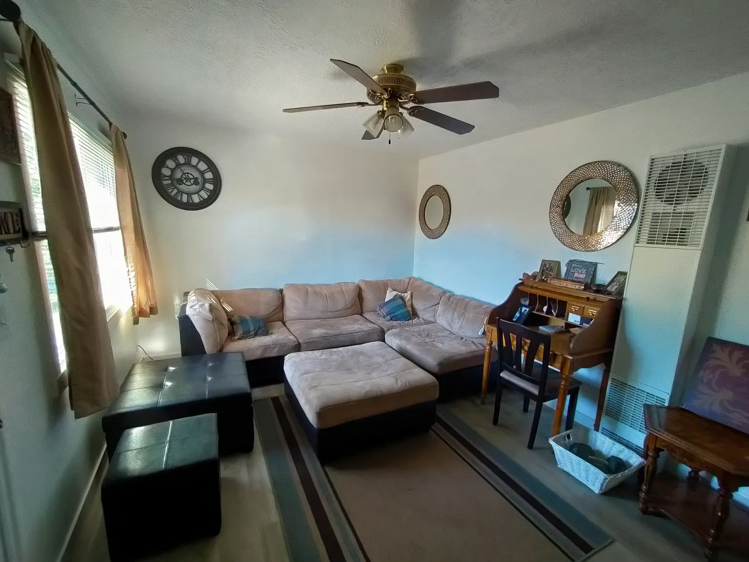 2 bed, 754 sqft, $1,375 — Photo 3