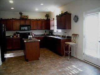 2nd image of 113 Roberts Hill Dr