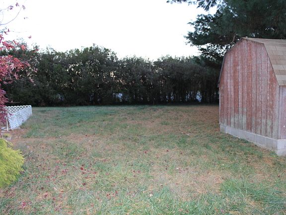 Backyard, Garden, Barn