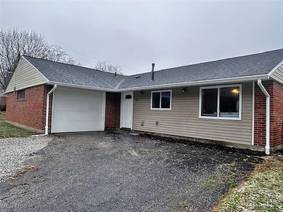743 Renninger Rd, Akron, OH, 44319