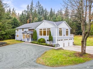 2511 Lake Forest Dr, Oak Harbor, WA 98277