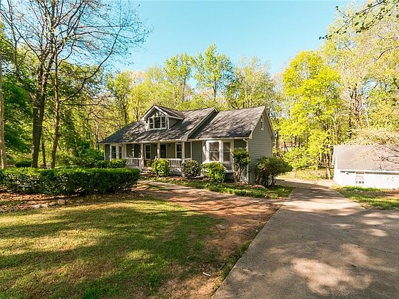 3rd image of 6379 Berwin Dr