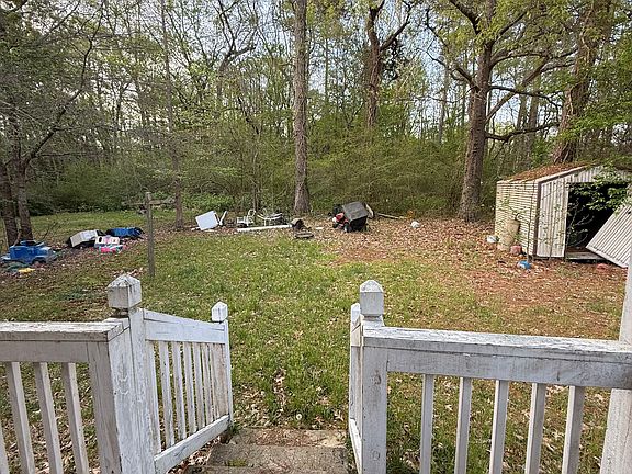3rd image of 23405 White House Rd
