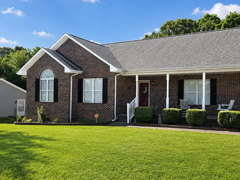 120 Caribou Dr — Photo 1