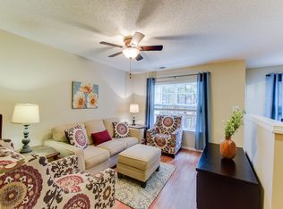 882 Pelican Bay Dr, Pineville, NC 28134