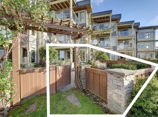 5160 Davis Bay Rd #105, Sechelt, BC