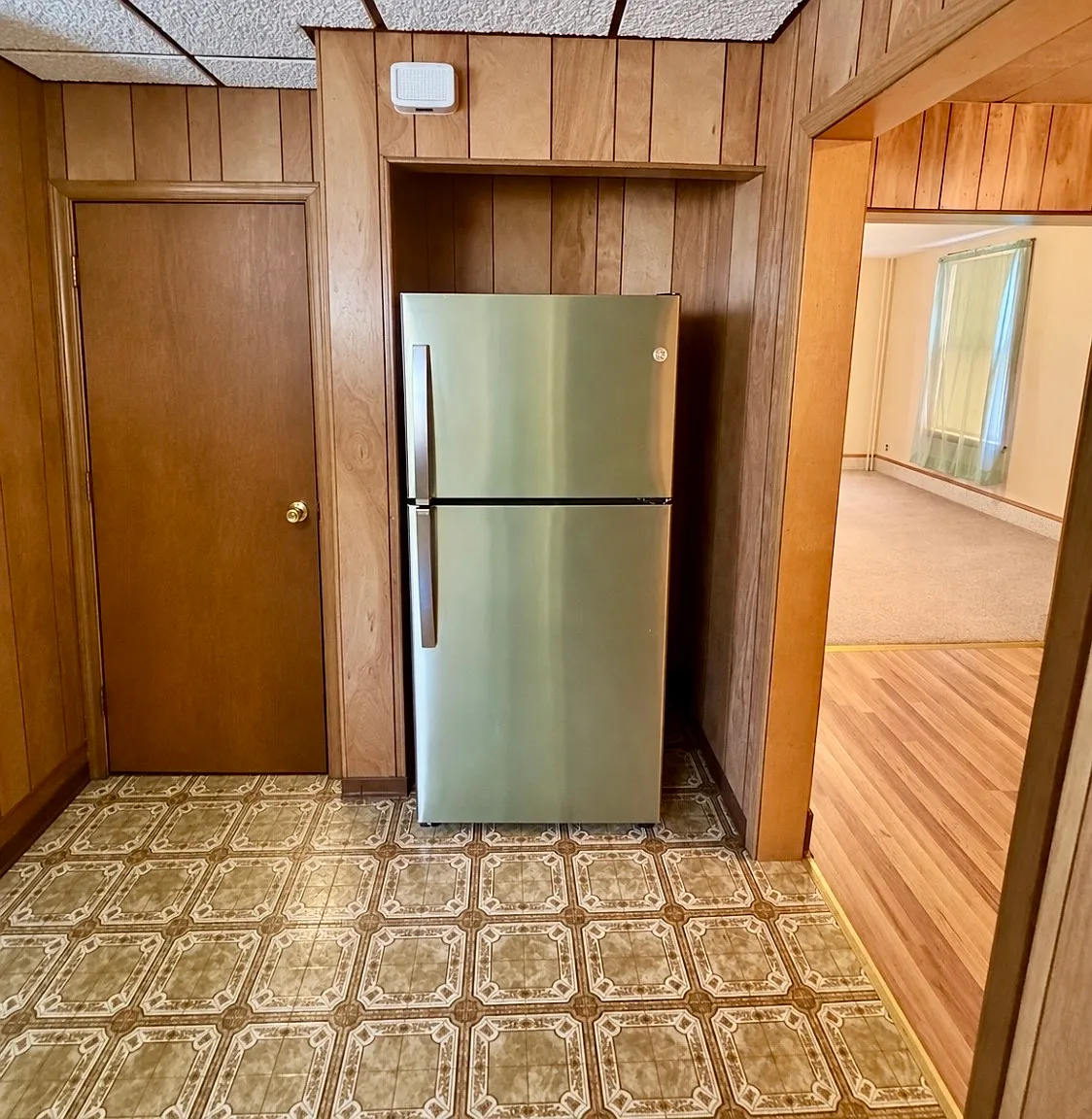 1 bed, $2,300 — Photo 2