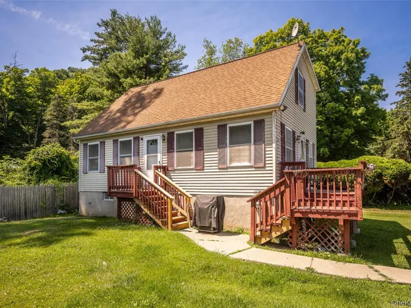 5 Lake Amenia Road, Amenia, NY 12501