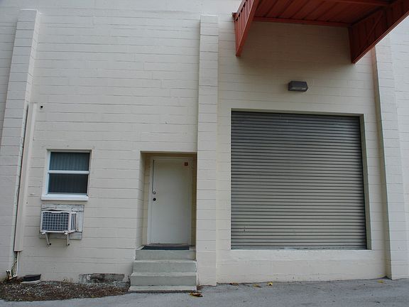 Loading Bay, Drivers' Lounge