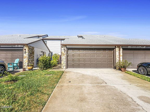 2nd image of 347 Castlewood Ln