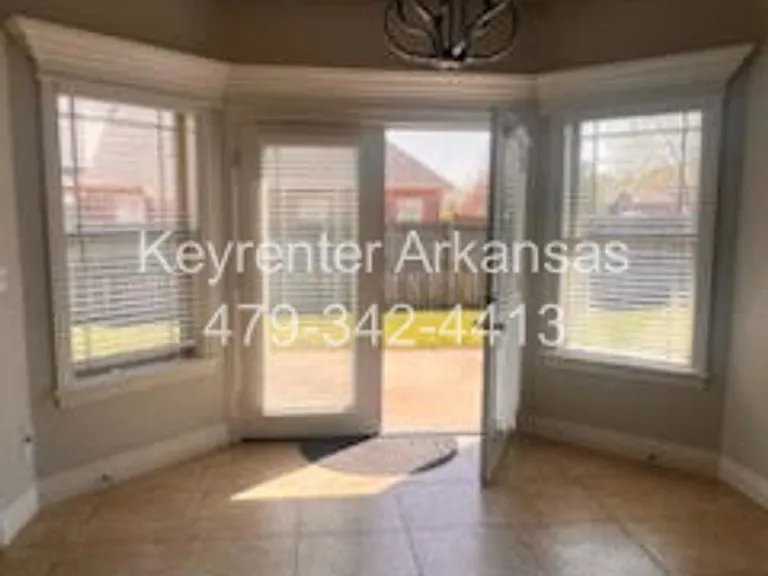 711 Saddlehorn Dr — Photo 8