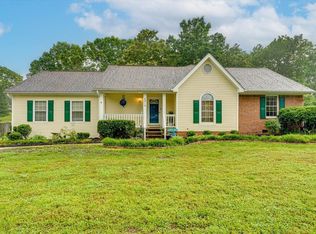 5919 Parsons Pond Dr, Ooltewah, TN 37363