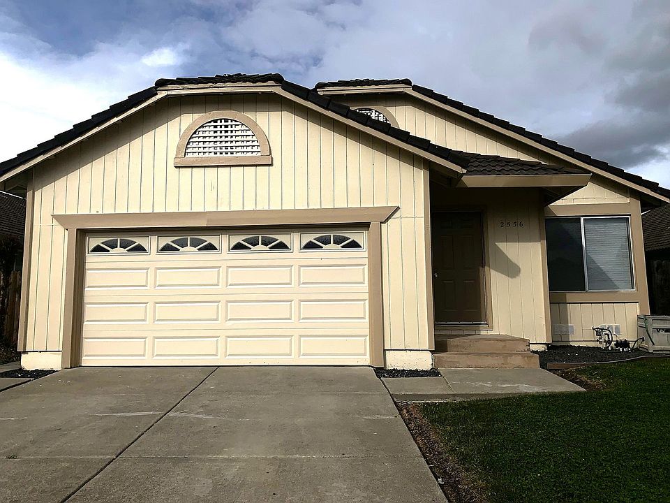 1st image of 2556 Boxwood Ln