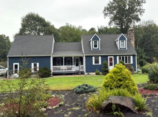 300 John Franklin Rd, Hope, RI 02831