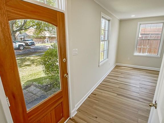 5th image of 4622 Rosedale Dr