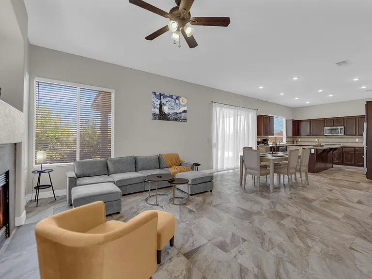 8944 Campanella St — Photo 13