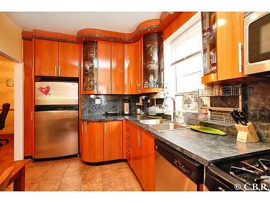 Sold by Coldwell Banker Reliable Real Estate | media 26