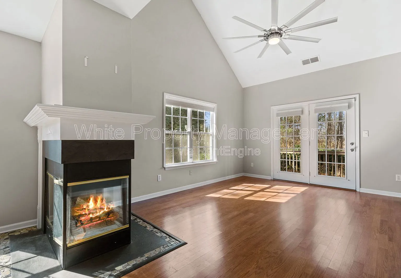 3 bed, 2.0 bath, 1603 sqft, $2,145 — Photo 4