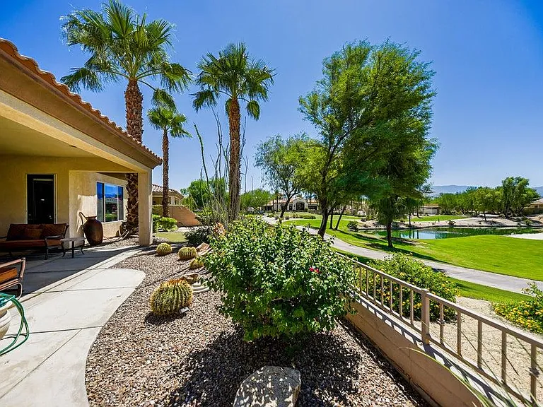 81465 Avenida Montura — Photo 30