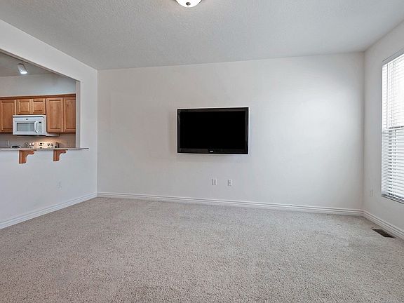 5th image of 185 E Clubview Ln #1