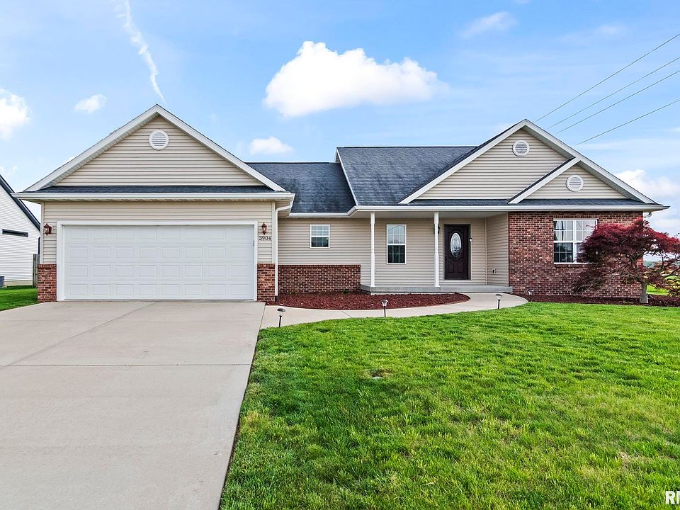 1st image of 3904 Peach Tree Dr