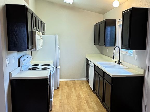 5th image of 5533 Jennifer Ln