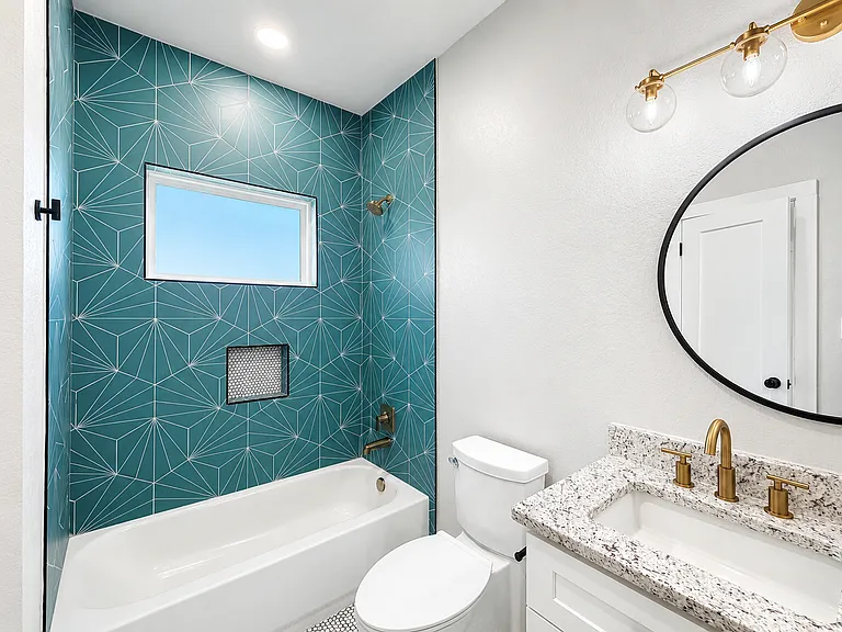 343 Porter St #101 — Photo 23