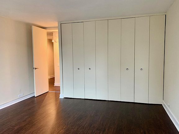 5th image of 535 N Michigan Ave APT 2806