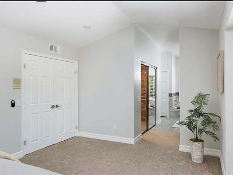 Montbury Dr — Photo 29